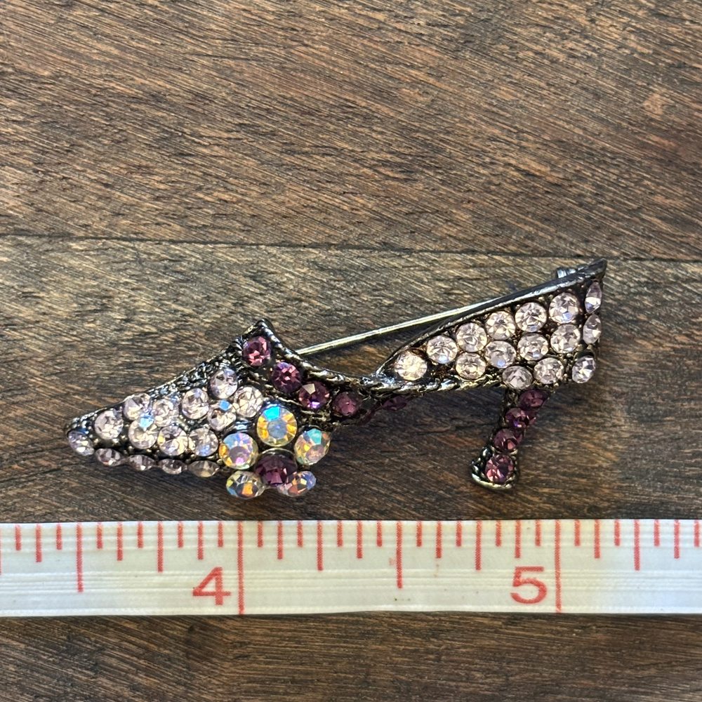 High Heel Shoe Faux Diamond Purple Crystal Brooch Silver Tone